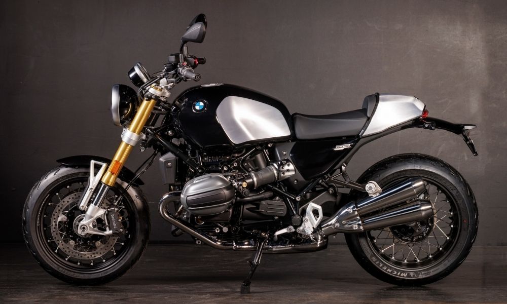 New bmw r 12 ninety: 100 years of charm and tradition